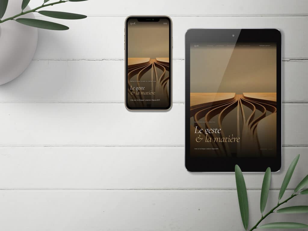 Site d'époK Ébénisterie affiché sur un smartphone et une tablette